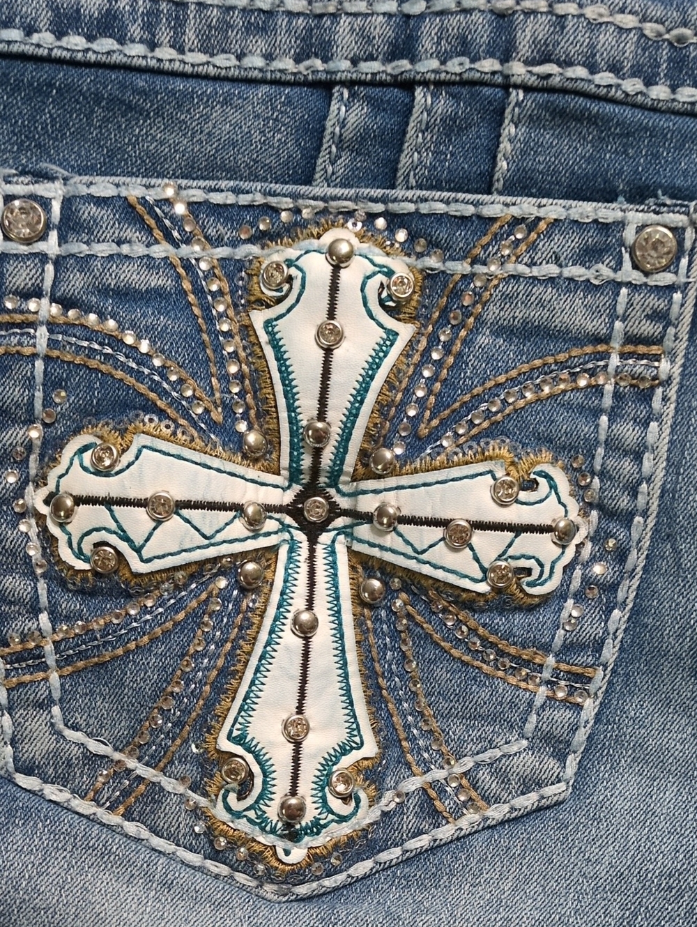 Sky Premium Collection Cross Pocket Rhinestone Bootcut Jeans Size 7/8 - Picture 6 of 16